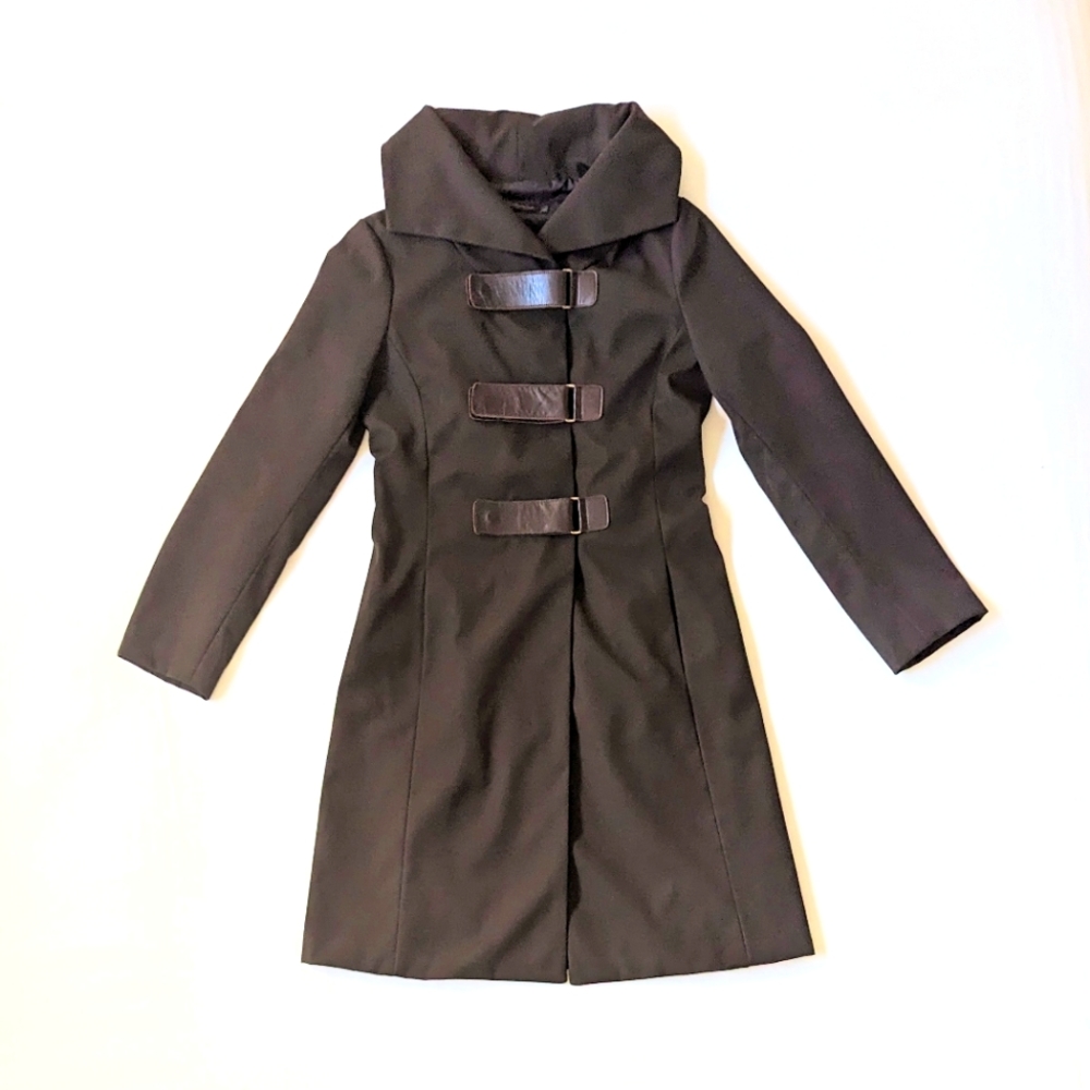 Rudsak fall coat, nylon with leather accents. Size medium.
